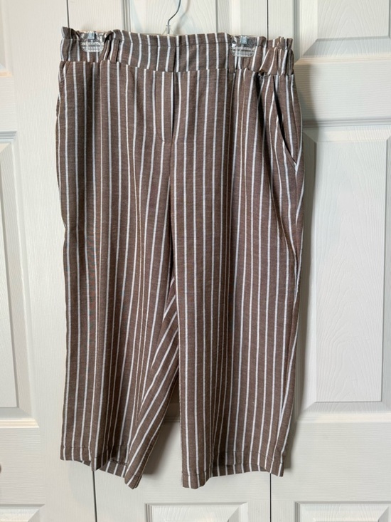 Soho Apparel Pants - # Petite XL Striped Cropped Beach Pants
